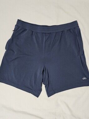 ALO Yoga | Shorts | Alo Yoga 5 Repetition Short | Poshmark